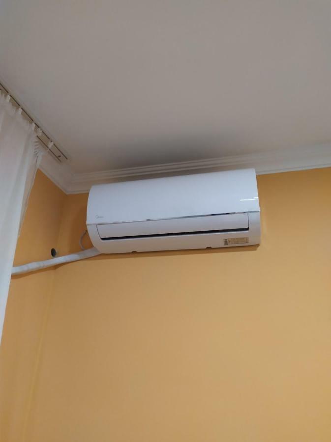 12 Maksim Gorki Street Lejlighed Tbilisi Eksteriør billede